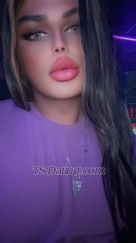 trans girl Shaghaf 2199571