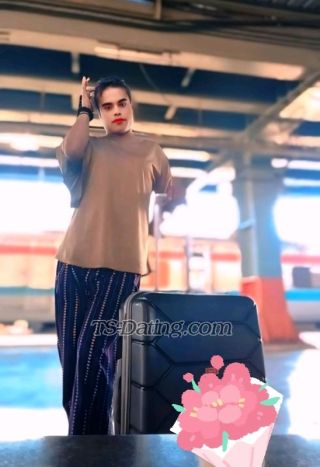 trans girl Shakira143 1298399 trans girl Shakira143 1298399