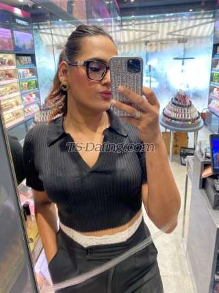 trans girl Shiddat1997 9272006