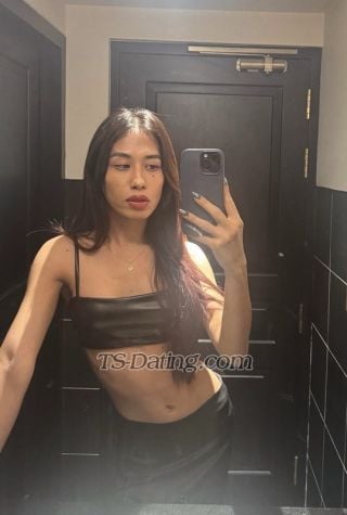 trans girl Shimmerdema 2395704