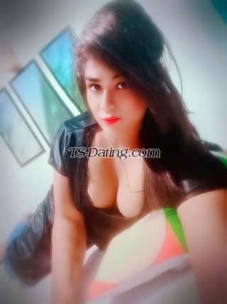 trans girl Silksmitha21 1007610 trans girl Silksmitha21 1007610