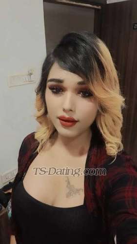 trans girl Simmy 1647102 trans girl Simmy 1647102