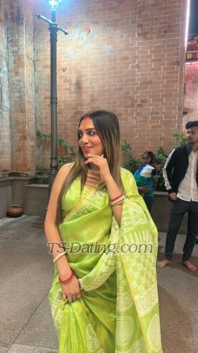 trans girl Simranlove 6836791