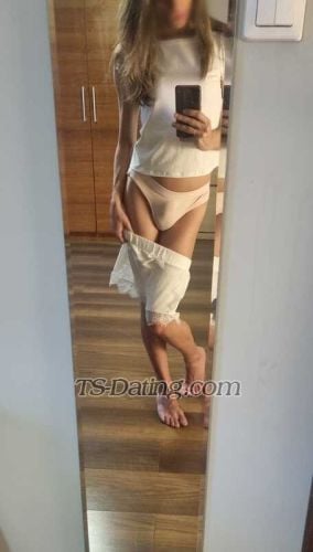 trans girl Slimgirl 6790480