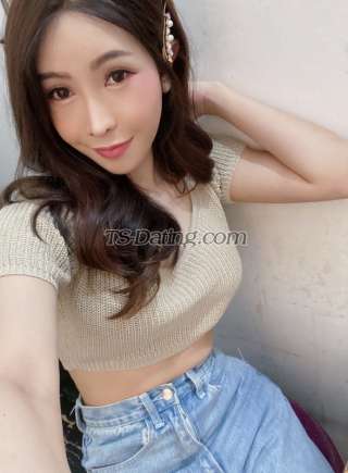 trans girl Snowz22165 7424108 trans girl Snowz22165 7424108