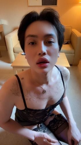 SpicyPlayMate-2092183 