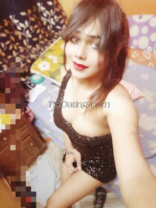trans girl Suviiroy 8196493 trans girl Suviiroy 8196493