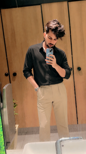 sahilmodel-1743837 