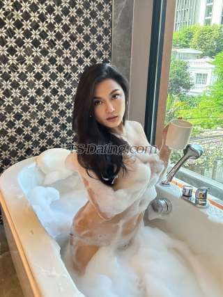 trans girl seductiveXzoe 3579722