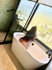 sexy alina Noida TS escort 