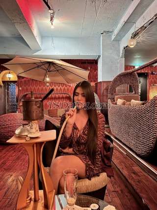 trans girl TSAlondra 8801117