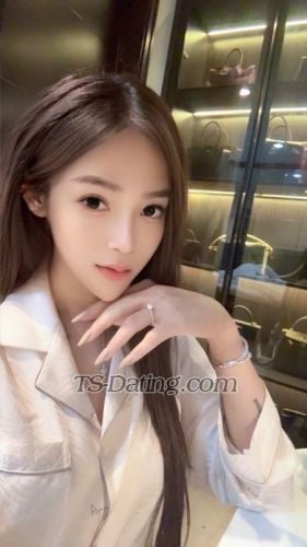 trans girl TSWIJAYA 8349519 trans girl TSWIJAYA 8349519