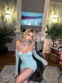 Deniz TSdeniz1818 TSdeniz1818 Istanbul Transex SUPER HOT TS girl Deniz disponible pour réaliser tous vos fantasmes! Suis libéral, propre, de grande classe, multilingue, bavard, mignon et adorable mais en même temps une salope coquine au lit. Je garantis également que mon image est exacte. Donc, si vous avez envie d'un moment de détente et de luxe, donnez-vous la chance d'avoir une belle jeune et super cool T- Lady pour une expérience de 1ère classe et exotique. Si vous recherchez une poupée faciale, avec un gros outil dur, ne perdez pas votre temps avec des contrefaçons ! Ici, vous obtenez la meilleure expérience de tous les temps. Je suis une T-girl très amusante, sensuelle et pécheresse. Je vis pour donner vie à votre fantasme. -HAUT ET BAS -%100 DUR -FANTAISIE -VILAIN -7 pouces -FÊTE AMICAL -FRENCH KİSS👅 -DOM -BONNE -LUBRIQUE -GRAS -RESPECTUEUX -OUVERT D'ESPRIT -FOURNIR DE BONNES CONDITIONS : avoir un endroit propre, confortable et sûr -RÉEL +90 541 797 47 69
