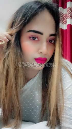 trans girl TgirlLayra 5162210