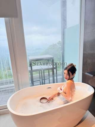 trans girl Thanarin 0662016