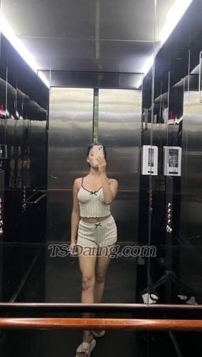 trans girl Themodernmuse 9972691