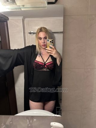 trans girl Tinablonde996 0630936 trans girl Tinablonde996 0630936