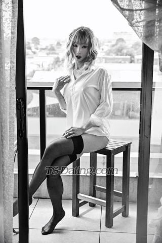 trans girl TsHungto 5003288 trans girl TsHungto 5003288