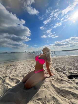 trans girl TsIrina 6831059