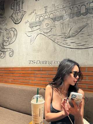 trans girl TsNira 1567228