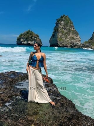 Shemale Escort - Ts Sayani - India