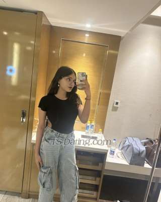 trans girl Tshrieng 2103489 trans girl Tshrieng 2103489