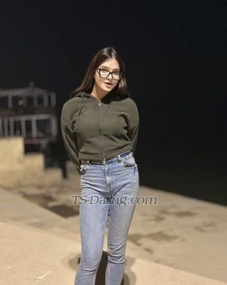 trans girl Tshrieng 6495749 trans girl Tshrieng 6495749