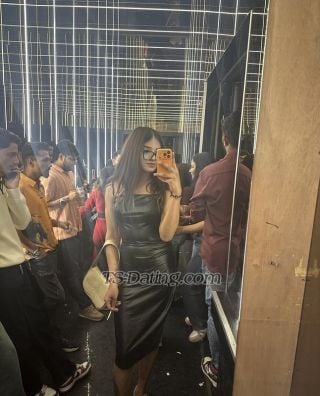 trans girl Tshrieng 6495934 trans girl Tshrieng 6495934