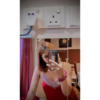 Transgender model TsjennieLopezs_ in johor bahru