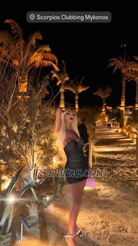 trans girl Tsnaz 7093394 trans girl Tsnaz 7093394