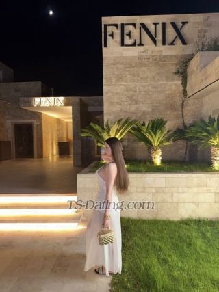 trans girl VALERIA1 0357990