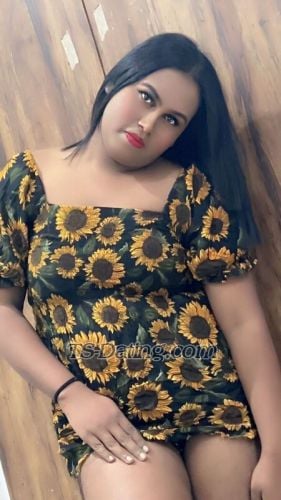 trans girl VERSAKSHARA 9527005