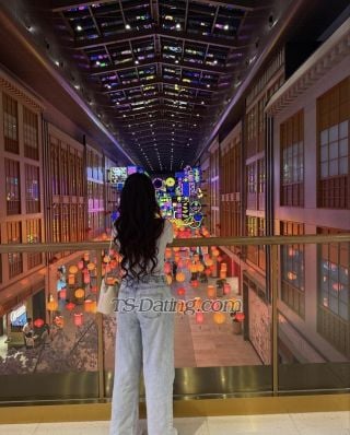 trans girl VIPAjman 6414730