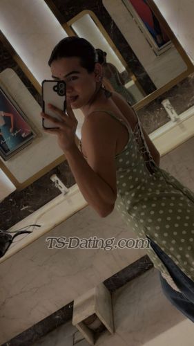 trans girl Vaani1998 1104305 trans girl Vaani1998 1104305