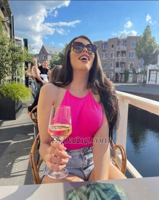 trans girl ValentinaTS06 8000366 trans girl ValentinaTS06 8000366