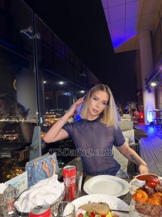 Shemale-Valentinis-7431389 