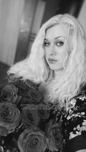 trans girl VikiLove 6626759