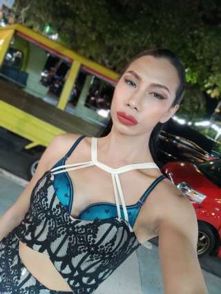 trans girl ViviRose 6625469