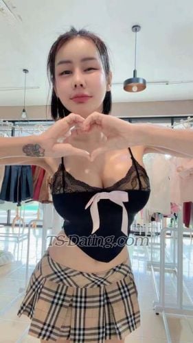 trans girl valbutterfly 4300193 trans girl valbutterfly 4300193
