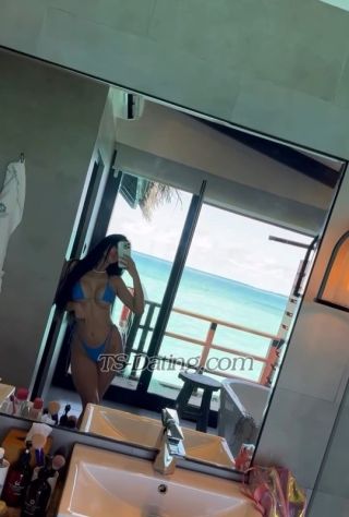 Shemale Escort - valeno - India