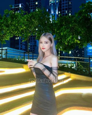 trans girl Winsnowblack 9369795