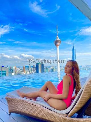 trans girl XXLcockzilla 9167762