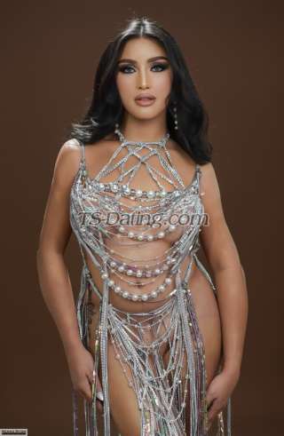 trans girl Yaniesmith 7122224