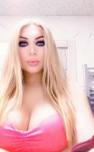 YaseminPam-2771056 