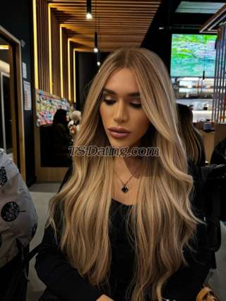 trans girl YasminnL 0594623 trans girl YasminnL 0594623