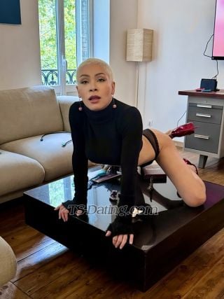trans girl Yoha 0515834