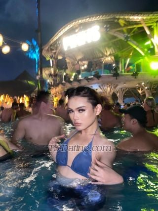 trans girl YolandaBelle 0415692 trans girl YolandaBelle 0415692