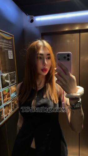 trans girl YourRinaRus 8702362