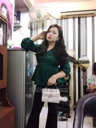 trans girl Zahra12 6587773 trans girl Zahra12 6587773