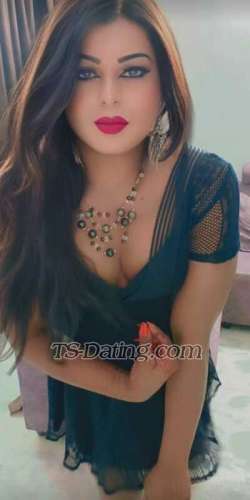 trans girl Zoyabegum 1491265